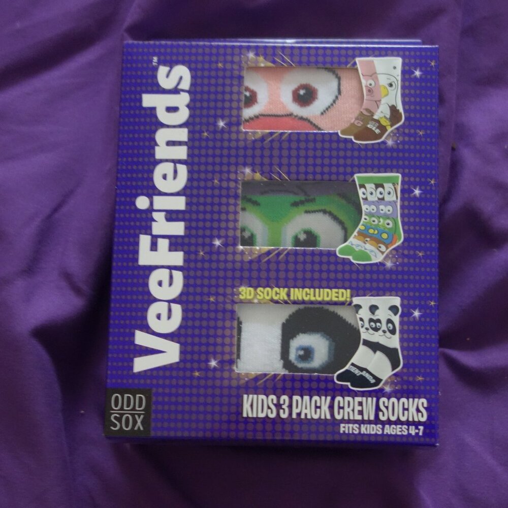 VeeFriends KIDS 3 PACK CREW SOCKS VDPTWE07035K013X 3D SOCK INCLUDED! New in Box!